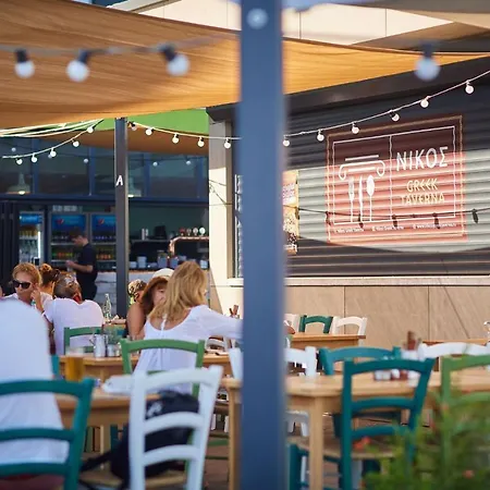 Blue Aqua N Pool Năvodari